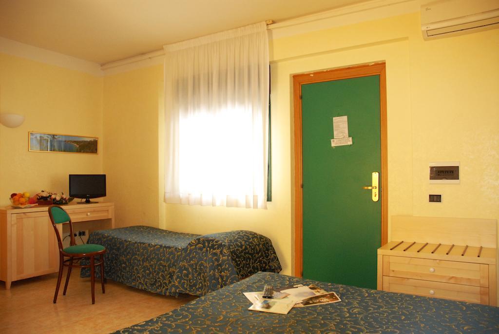 Hotel Park Americana 3*